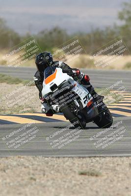 media/Oct-02-2025-Racers Edge (Thu) [[2c91cb6ab3]]/2-A Group/Session 3-Turn 7 (1130am)/